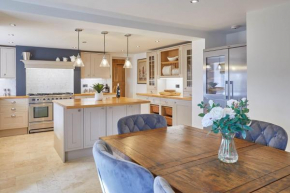 Host & Stay - Manor House